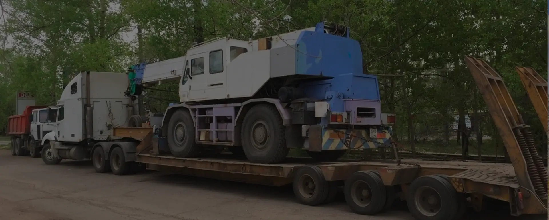 Получить расчет цены перевозки груза в городе Иркутск (Сибирский округ - Иркутская область), аренда низкорамника на территории РФ
